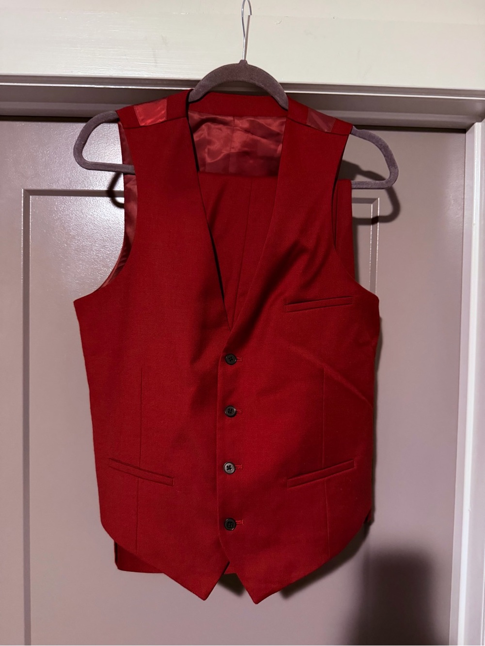 Bar III Men's Red Dress Vest - Sleek Formal Waistcoat
Vest M/ Pants 33/32
